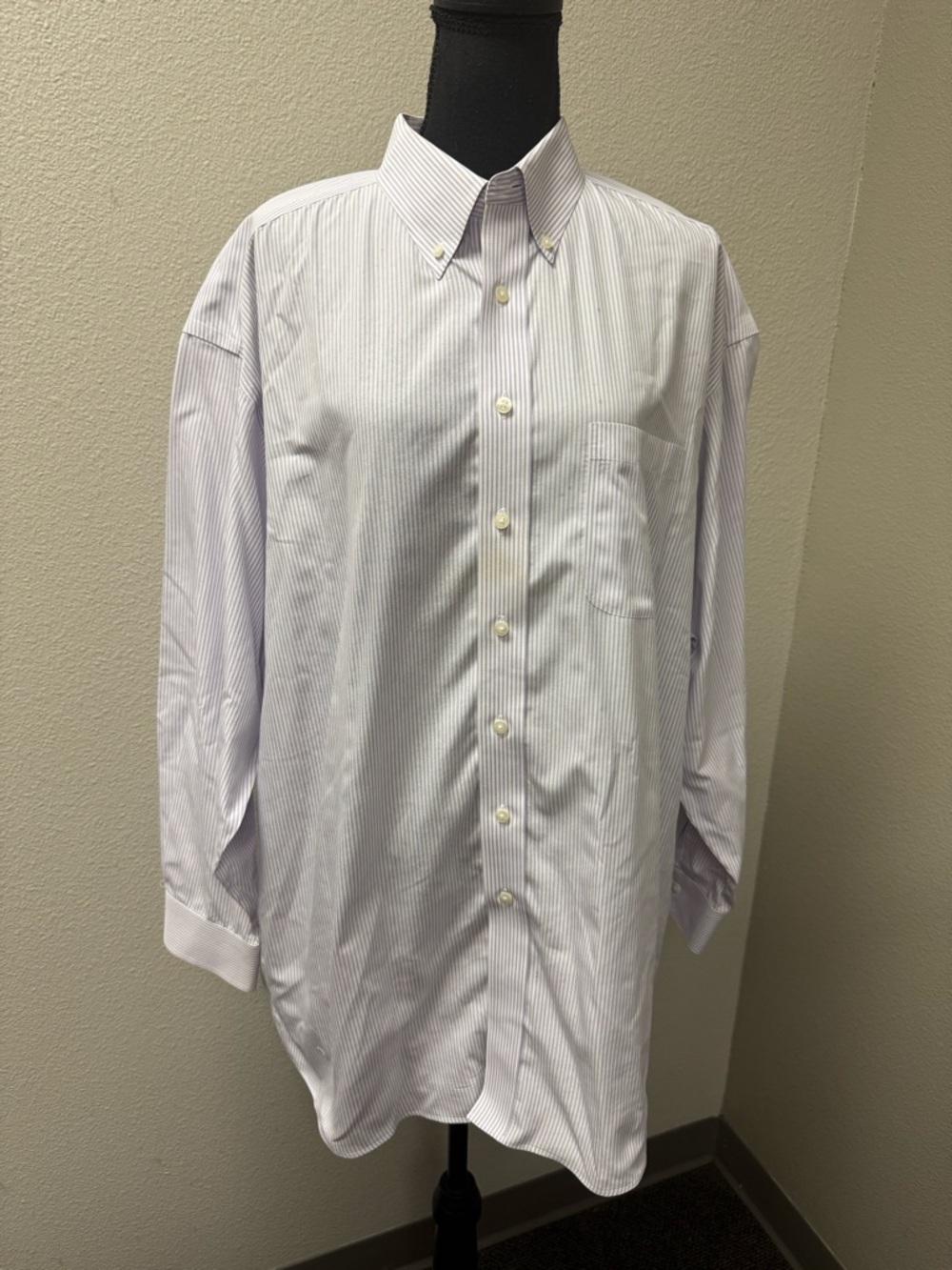 Gold Label Roundtree Yorke Purple Stripe Dress Shirt 17.5 34 Cotton Button